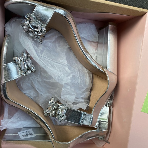 Silver gem heels - Picture 3 of 3